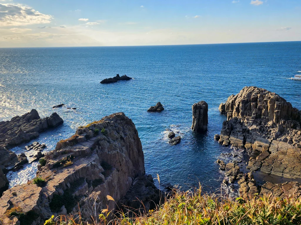 越前海岸 断崖と海