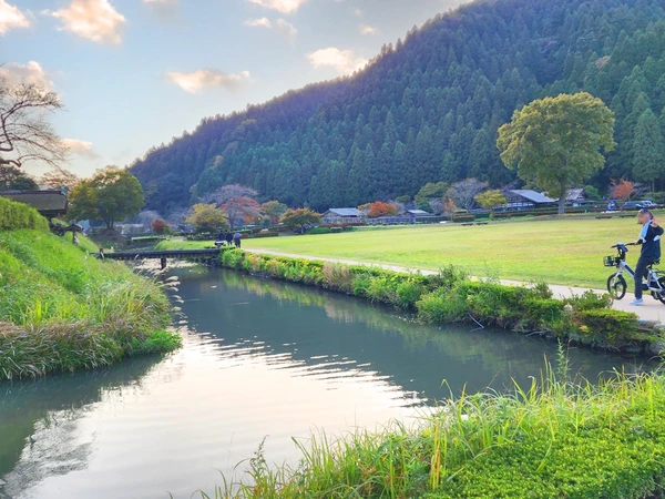 Bike ride by the river in Takao